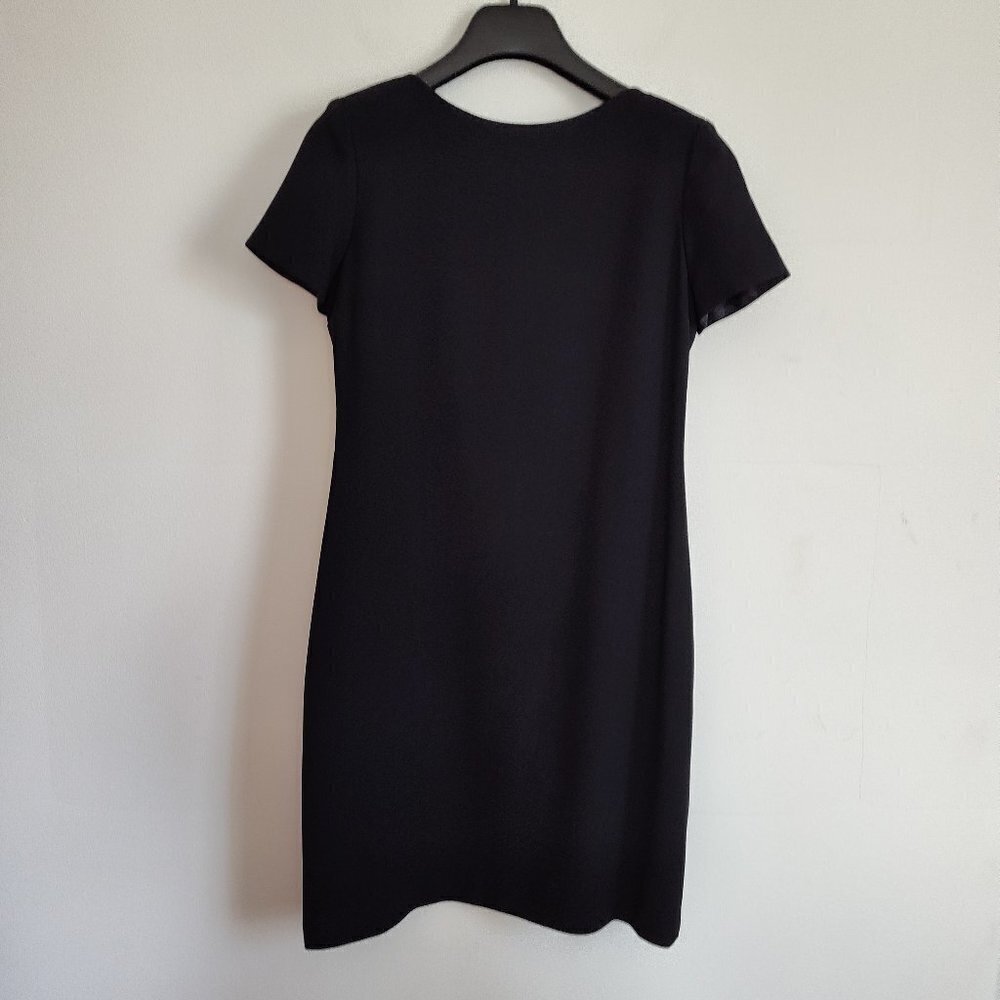 Ladies Petite SZ 6P Black Short Sleeve Crepe Work/Dinner A-Line Dress